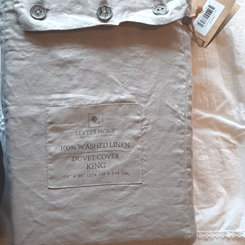 Letter Home let grey King Duvet Cover